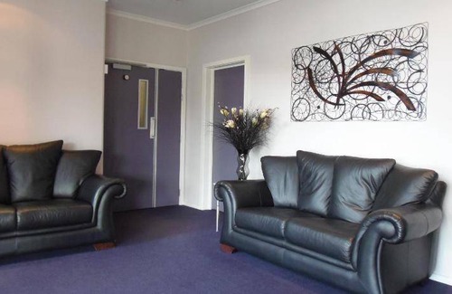 Porirua Hotel | 54 m² Motel ∙ 3 guests