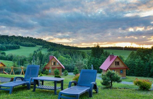 Baligrod Cabin | 55 m² Lodge ∙ 3 bedrooms ∙ 12 guests