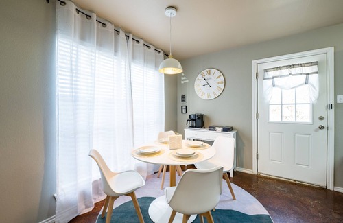 Sherman House | 55% Monthly special price W 4rooms W 3 fullbath W walk to College