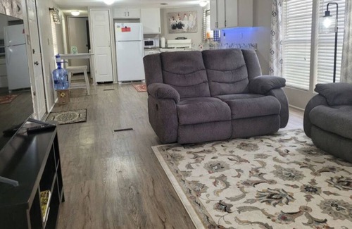 Donna House | 55+ VP Resort, Pool, Hot Tub, Fitness Center, Restaurant, Dog Parks, RC Cart