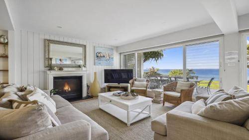 Sapphire Beach House | 550 m² House ∙ 5 bedrooms ∙ 8 guests