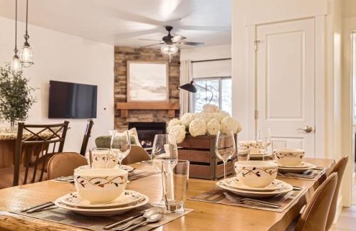 Bear Hollow Village Apartment | 5569 Bear Hollow Hideaway! condo