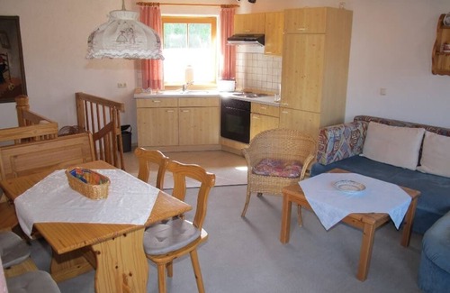 Haidmuhle Apartment | 55qm große Ferienwohnung auf zwei Ebenen mit Sonnengarten für 2 bis 4 Personen