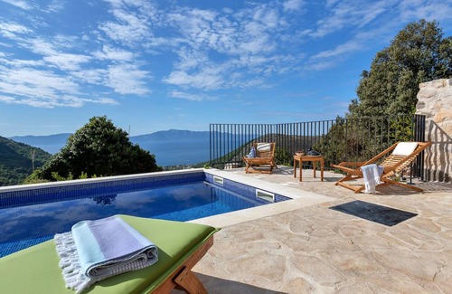 Zaostrog House | 56 m² House ∙ 1 bedroom ∙ 3 guests