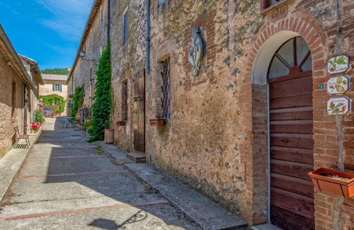 Simignano Villa | 57 m² Villa ∙ 1 bedroom ∙ 2 guests