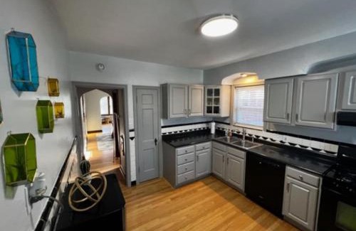 Northampton House | 5733 Tholozan Luxury 2 Bedroom Home With Fenced Backyard