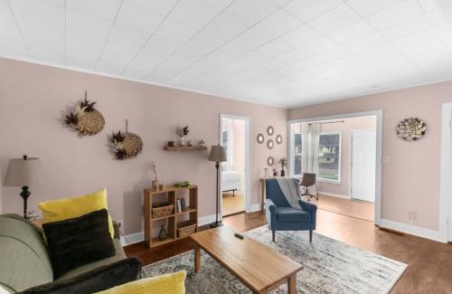 Shannon House | 57th Blushing Bungalow