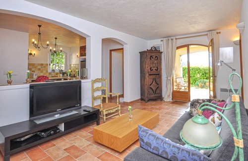 Magagnosc Apartment | 58 m² Apartment ∙ 1 bedroom ∙ 2 guests