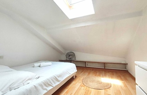 Saint-Michel - Nansouty - Saint-Genes Apartment | 58 m² near Place de la Victoire