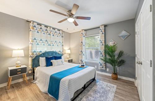 Southside House | 5802 Comfortable 4BR Home Near Lackland AFB & SeaWorld San Antonio