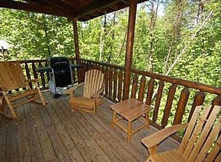 Gatlinburg - Pigeon Forge Cabin | 59 m² Cabin ∙ 1 bedroom ∙ 4 guests