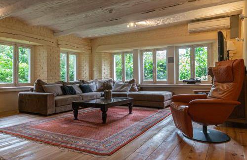 Desnie House | 590 m² House ∙ 8 bedrooms ∙ 22 guests