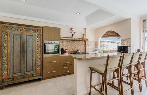 Sunset Road Villa | 5BD 5BA Villa Located In The HEART Of Seminyak! - 4Min Drive To Seminyak Square!