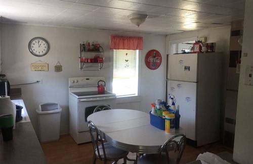 St Ignace Cottage | 5br 1 Ba Cottage In The Heart Of St. Ignace