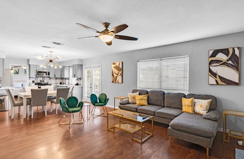 Flower Mound House | 5BR 2.5BA Newly upgraded house sleeps 16