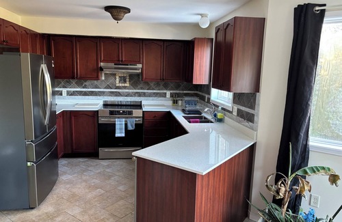 Springwater House | 5br 3.5bth home w Free Parkings+Ensuite laundrynBarrie,ON