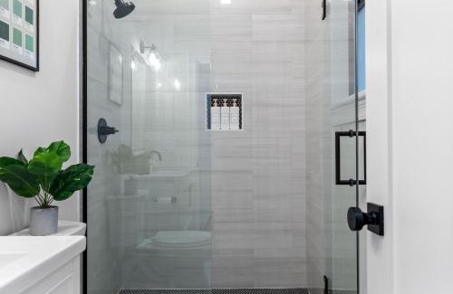 Columbus Park - Andrew Square Apartment | 5BR 3BATH 6BEDS Boston Home