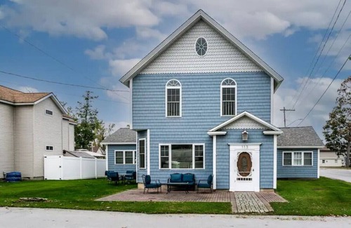 Sylvan Beach House | 5BR/4.5BA | Home in the Heart of Sylvan Beach!