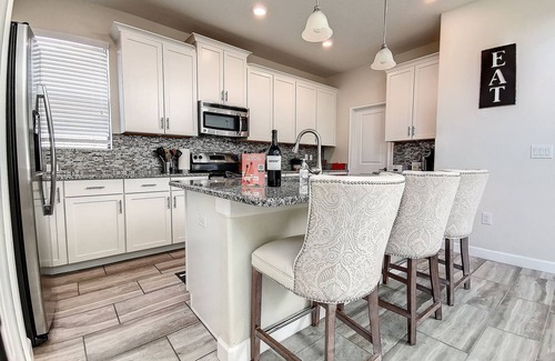 Loughman House | ✨ 5BR Disney Dream Villa | Theater, Pool & Game Loft | 20% Off Thru Sept!