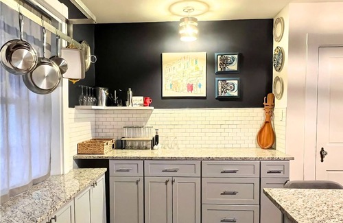 Lancaster House | 5BR Hollywood-Glam-Themed Historic Home + Sauna, Sleeps 12