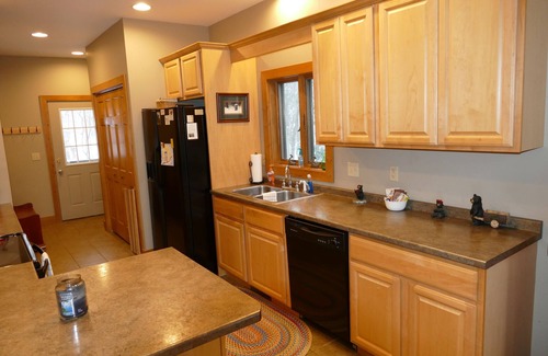 Oakland Ski Chalet | 5BR Private Chalet in Forested Ridge - Deep Creek Lake