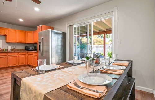 Sunset House | 5BR w/Hot Tub | Fire Pit | Games & Walk to ASU