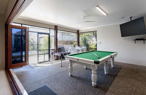 Burrum Heads House | 5BR with pool, games room, sleeps up to 10 guests