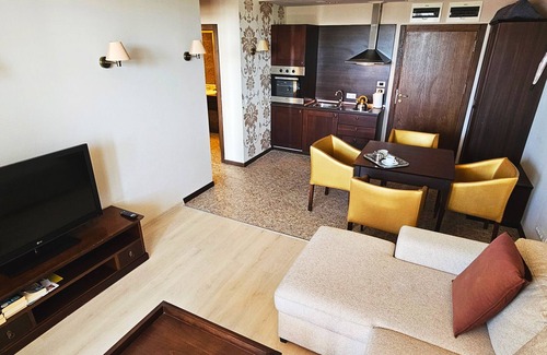 Sunny Beach Apartment | 5star Royal Beach Apartment with AC, close to the beach and the Center