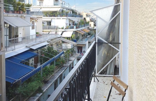 Exarhia Apartment | 5th floor bright flat at bohemian Exarcheia