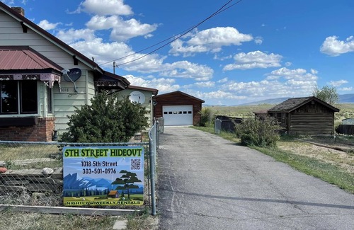 Walden House | 5th Street Hideout