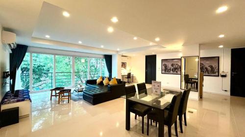 Patong Apartment | 6-58 Penthouse 155 Qm 1km Away From Patong Beach