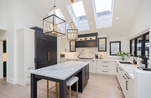 Caledon Other | 6 bed 6 bath home on 21+ acres! Pool, Hot tub, Putting Green!