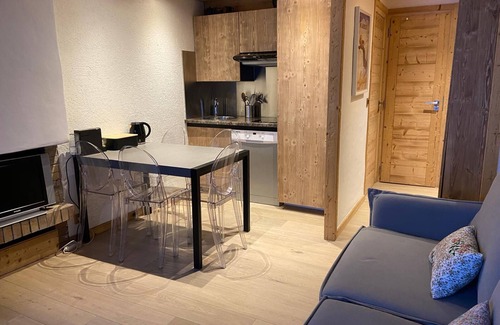 Megeve Apartment | 6-bed apartment on private garden level