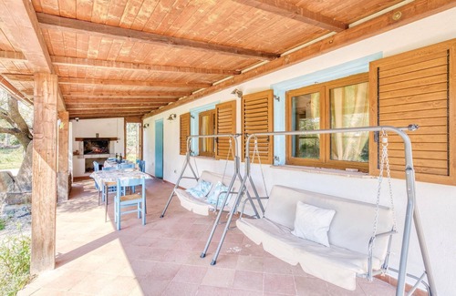 Orosei House | 6 bedroom beautiful home in Orosei NU