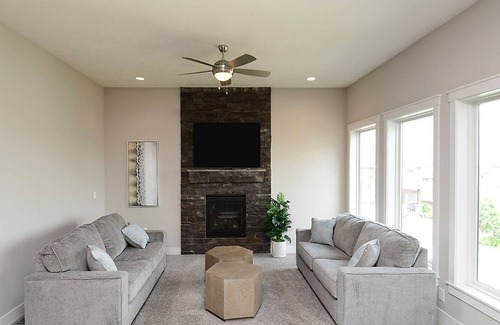 Elkhorn House | 6 Bedroom Family Home - 8 beds