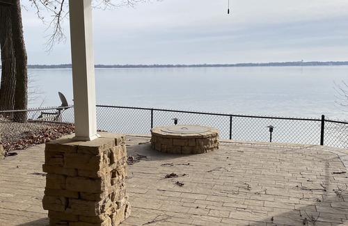 Clear Lake House | 6 Bedroom Home with Beautiful View and close to many amenities