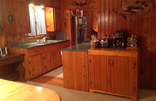 Hackensack Cabin | 6 bedroom Lake Home, w Private 160' lake front-sleeps 8-10 in the winter months