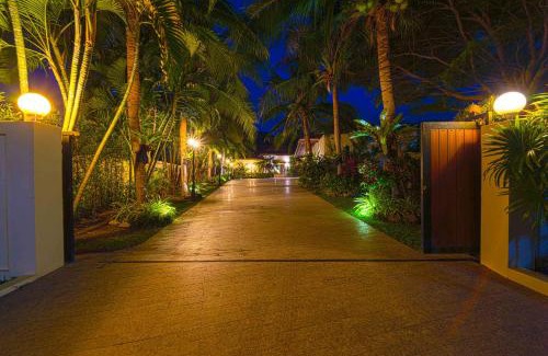 Hua Hin Villa | 6 Bedroom Luxury Villa on Golf Course PH125