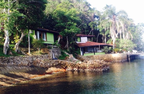 Mambucaba House | 6 Bedroom Private vacation home in Angra dos Reis