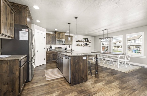 Sunset Heights House | 6 Bedroom Rambler Near UVU, BYU, & Golf Course