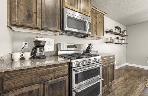 Sunset Heights House | 6 Bedroom Rambler Near UVU, BYU, & Golf Course