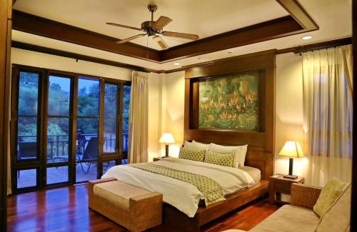 Ko Chang Villa | 6 Bedroom Seaview Villa with Pool