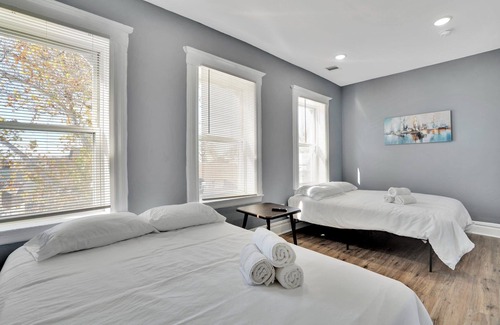 Roselle Park Apartment | 6 Beds-Beautiful Apartment , near Schools, Bus Transits! Pet Friendly!