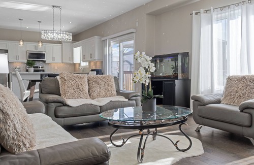 Thorold House | 6 Beds/Clftn Hill/Wineries/Shopping/Go kart/Casino