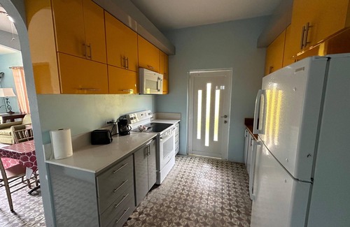 Arecibo Pueblo Apartment | 6 BR - Main House + Casita Home in Arecibo