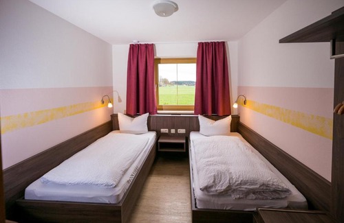 Obing Apartment | 6- Ferienwohnung Chiemgauer Seenglück
