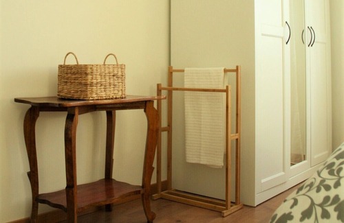 Mafamude House | 6 Guests - Holiday Home - 1st Floor Only - Vila Nova de Gaia/Porto