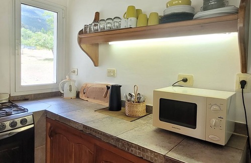 El Bolson House | 6 hectare farm for up to 10 passengers one mile from the center of El Bolsón