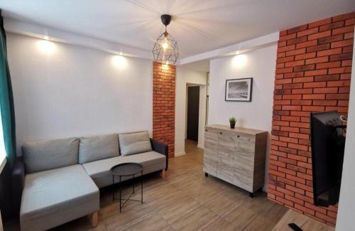 Czestochowa Apartment | 6 Kawalerka Szmargdowa