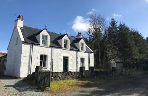 Suladale House | 6 Knott